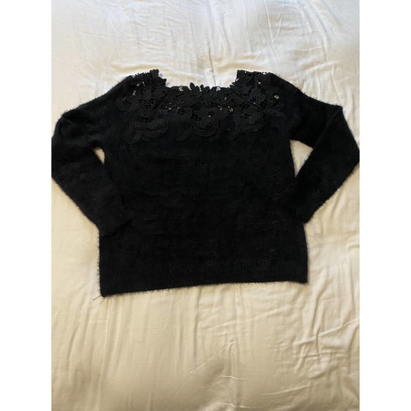 En Crème Fuzzy Black Lace Neck Sweater Size S/M - Picture 2 of 7